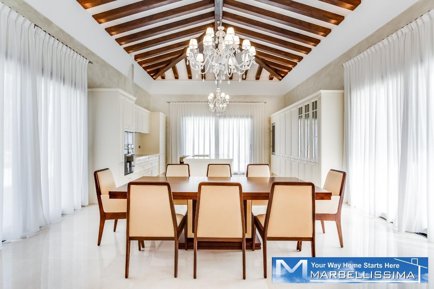 5 bedrooms Villa in Marbella, Spain No. 114054