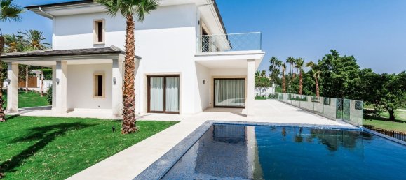 5 bedrooms Villa in Marbella, Spain No. 114054 23