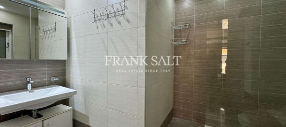 Maisonette de 3 dormitorios en Swieqi, Malta No. 405 3