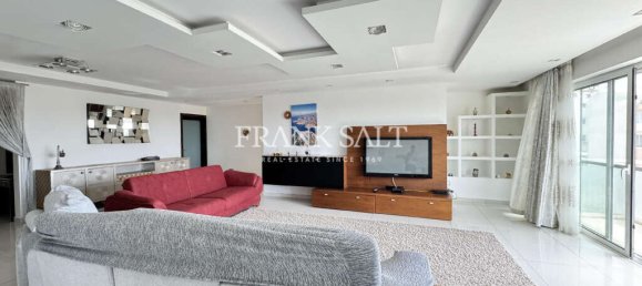 Maisonette de 3 dormitorios en Swieqi, Malta No. 405 4