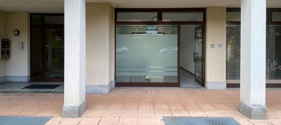 Gewerbliche Immobilie in Saronno, Italy 60m², Nr. 329666 8