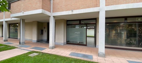Gewerbliche Immobilie in Saronno, Italy 60m², Nr. 329666 6