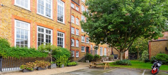 3 bedrooms Apartment in London, United Kingdom No. 14169 2