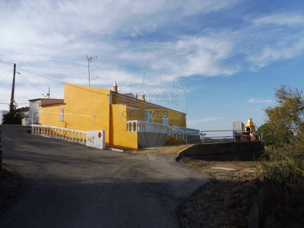 Villa de 2 dormitorios en Odeleite, Portugal No. 24240