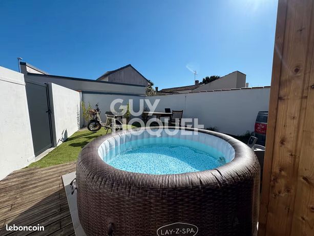 4 bedrooms House in La Rochelle, France No. 311826