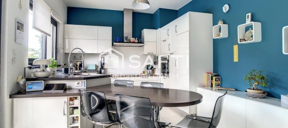 5 bedrooms House in Saint-Bernard, France No. 64344 16