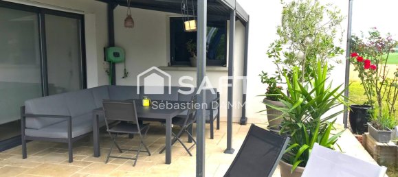 5 bedrooms House in Saint-Bernard, France No. 64344 14