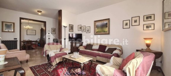 4 Schlafzimmer Wohnung in Modena, Italy, Nr. 213431 3