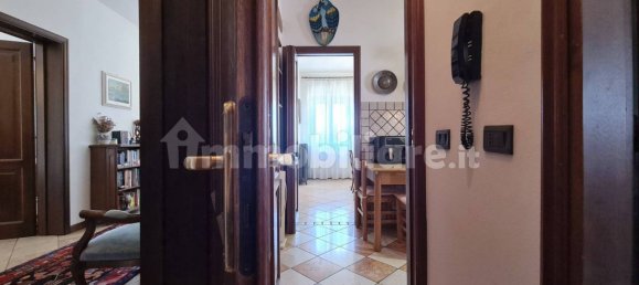 4 Schlafzimmer Wohnung in Modena, Italy, Nr. 213431 12