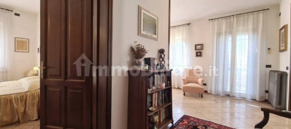 4 Schlafzimmer Wohnung in Modena, Italy, Nr. 213431 15