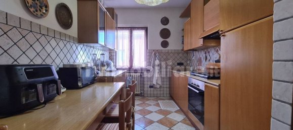 4 Schlafzimmer Wohnung in Modena, Italy, Nr. 213431 13