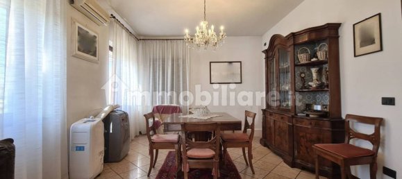 4 Schlafzimmer Wohnung in Modena, Italy, Nr. 213431 6
