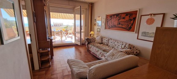 2 rooms Apartment in San Vincenzo, Italy No. 51034 9