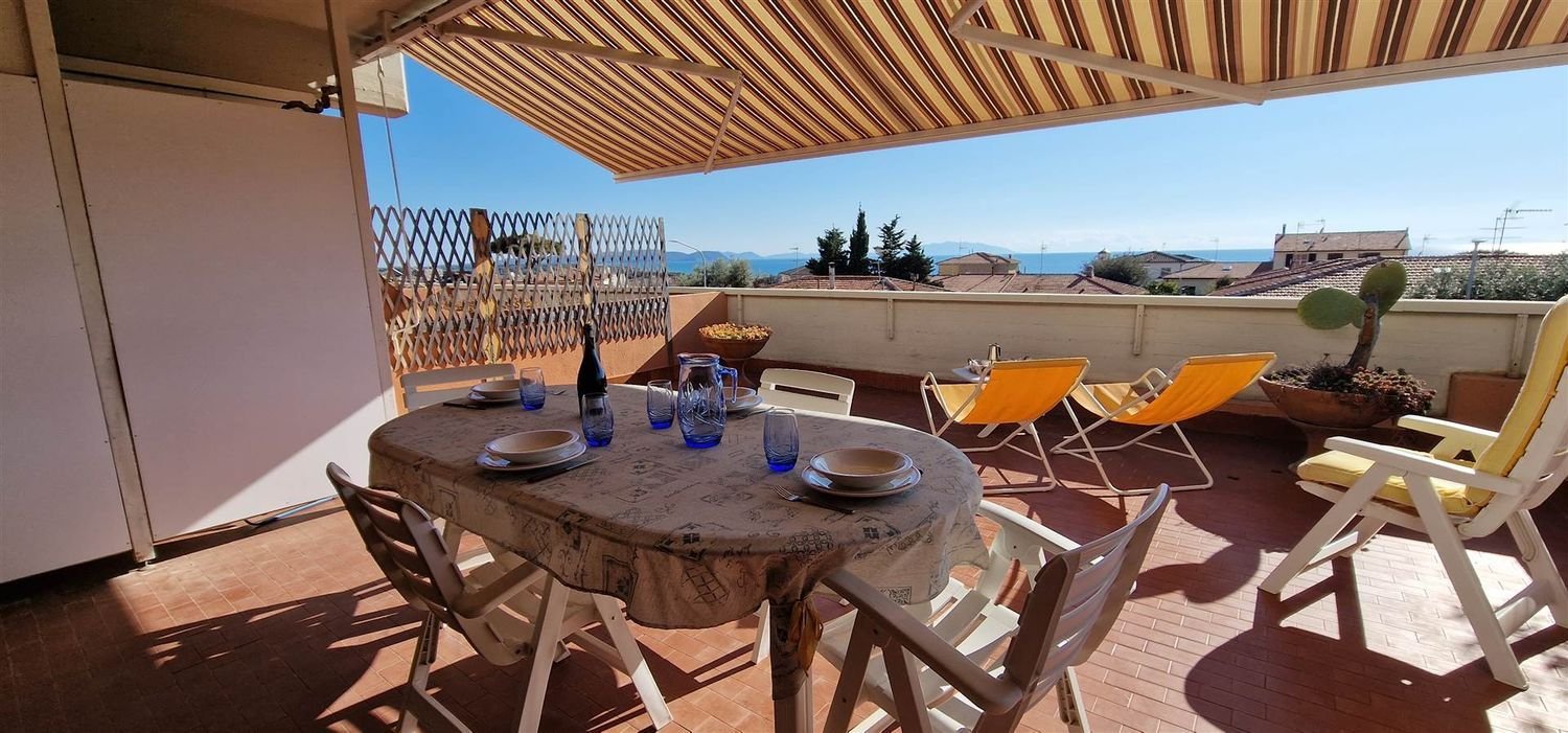 2 rooms Apartment in San Vincenzo, Italy No. 51034