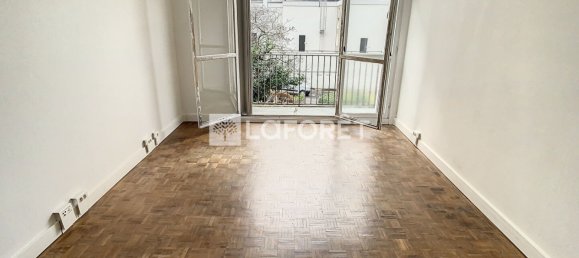 2 bedrooms Apartment in Villejuif, France No. 188178 8