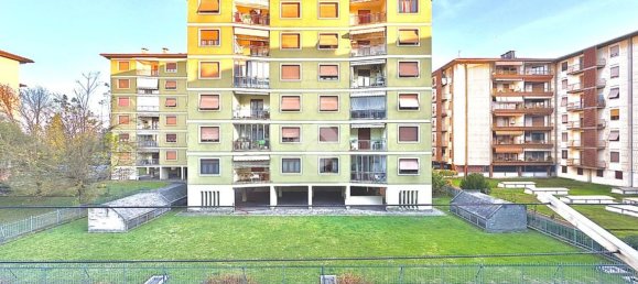 5 rooms Apartment in Novi Ligure, Italy No. 213590 12