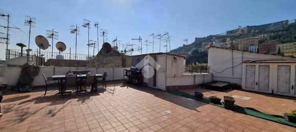 2 bedrooms Apartment in Naples, Italy No. 52479 4