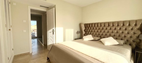 Casa de 4 dormitorios en Marbella, Spain No. 191191 10