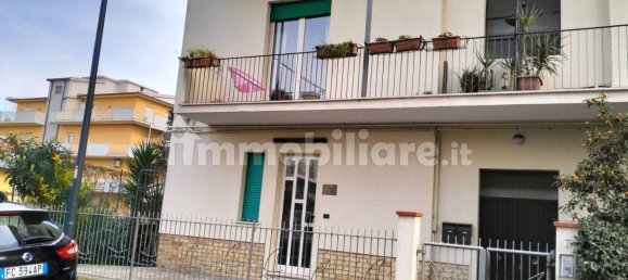 4 rooms Apartment in Pescara, Italy No. 252129 4
