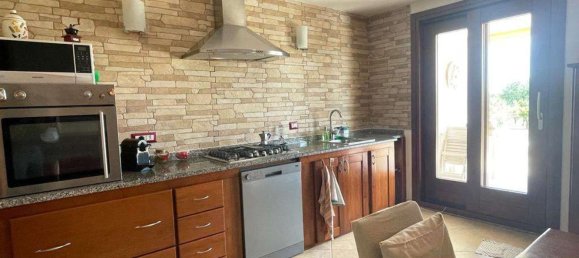 Apartamento de 6 divisões em Siniscola, Italy N.º 70320 30