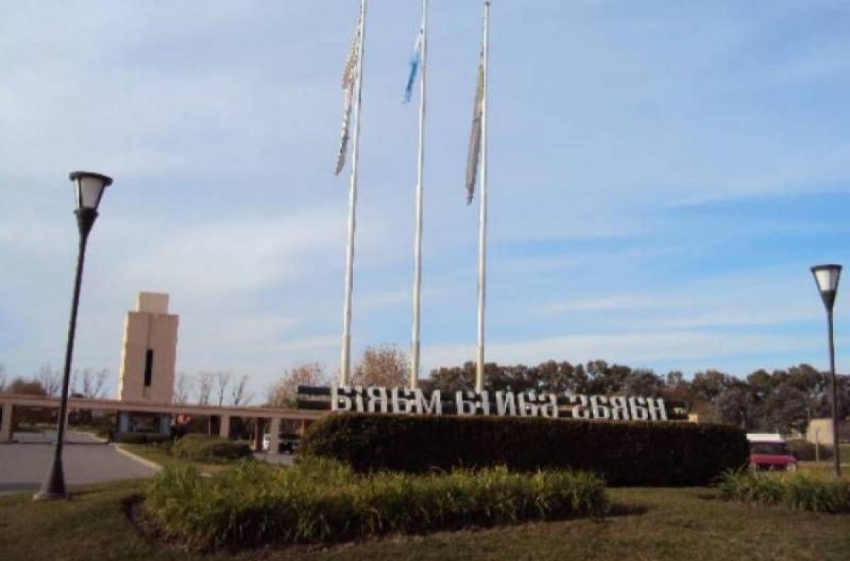  Land in Escobar, Argentina No. 39631