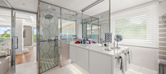 8 chambres Villa à Marbella, Spain No. 172795 11