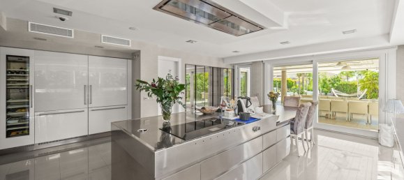 8 chambres Villa à Marbella, Spain No. 172795 17