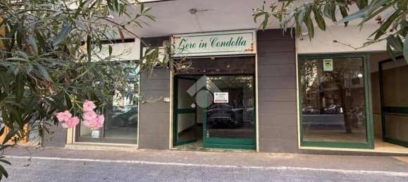 1 room Commercial property in Naples, Italy No. 294055 3