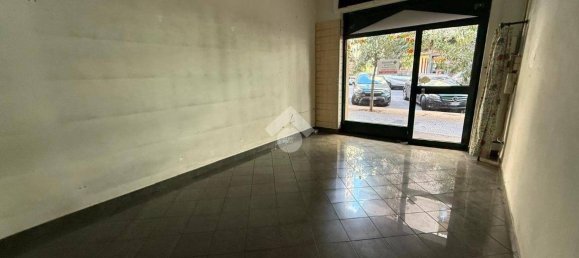 1 room Commercial property in Naples, Italy No. 294055 9