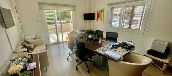 Casa de 6 dormitorios en Larnaca, Cyprus No. 7069 17