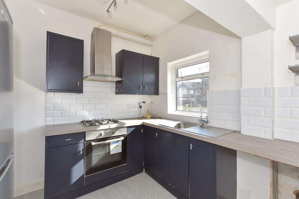 3 bedrooms Commercial property in Essex, United Kingdom No. 4132