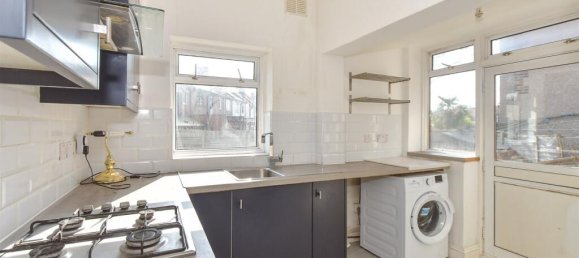 3 bedrooms Commercial property in Essex, United Kingdom No. 4132 12