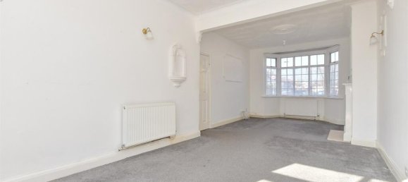 3 bedrooms Commercial property in Essex, United Kingdom No. 4132 11