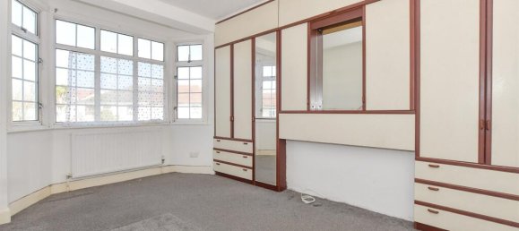3 bedrooms Commercial property in Essex, United Kingdom No. 4132 18