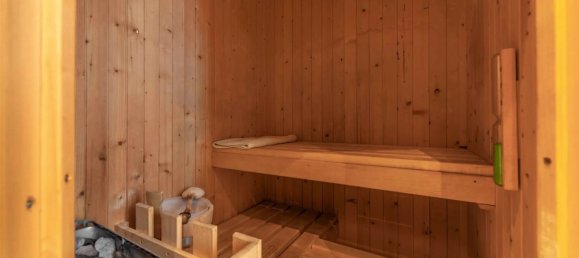 3 bedrooms Apartment in Milan, Italy No. 241770 2