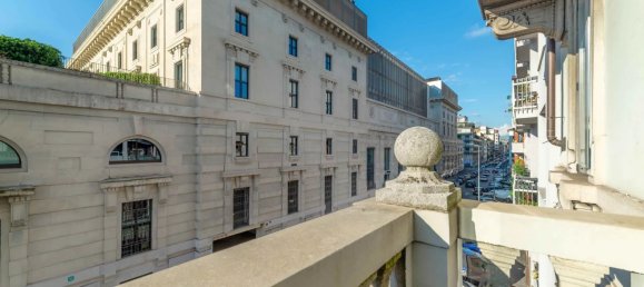 3 bedrooms Apartment in Milan, Italy No. 241770 11