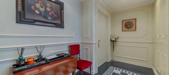 3 bedrooms Apartment in Milan, Italy No. 241770 4