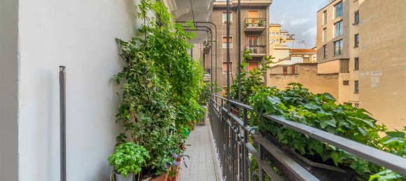 3 bedrooms Apartment in Milan, Italy No. 241770 17