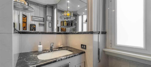 3 bedrooms Apartment in Milan, Italy No. 241770 23