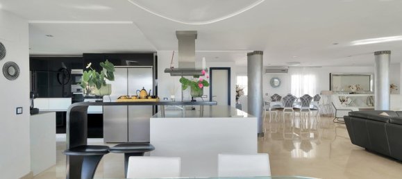 Пентхаус с 4 спальнями в Бенальмадена, Испания № 186044 45