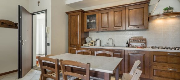 3 bedrooms Apartment in Cenate Sopra, Italy No. 380862 7