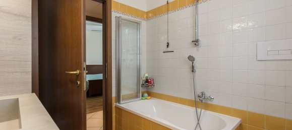 3 bedrooms Apartment in Cenate Sopra, Italy No. 380862 14