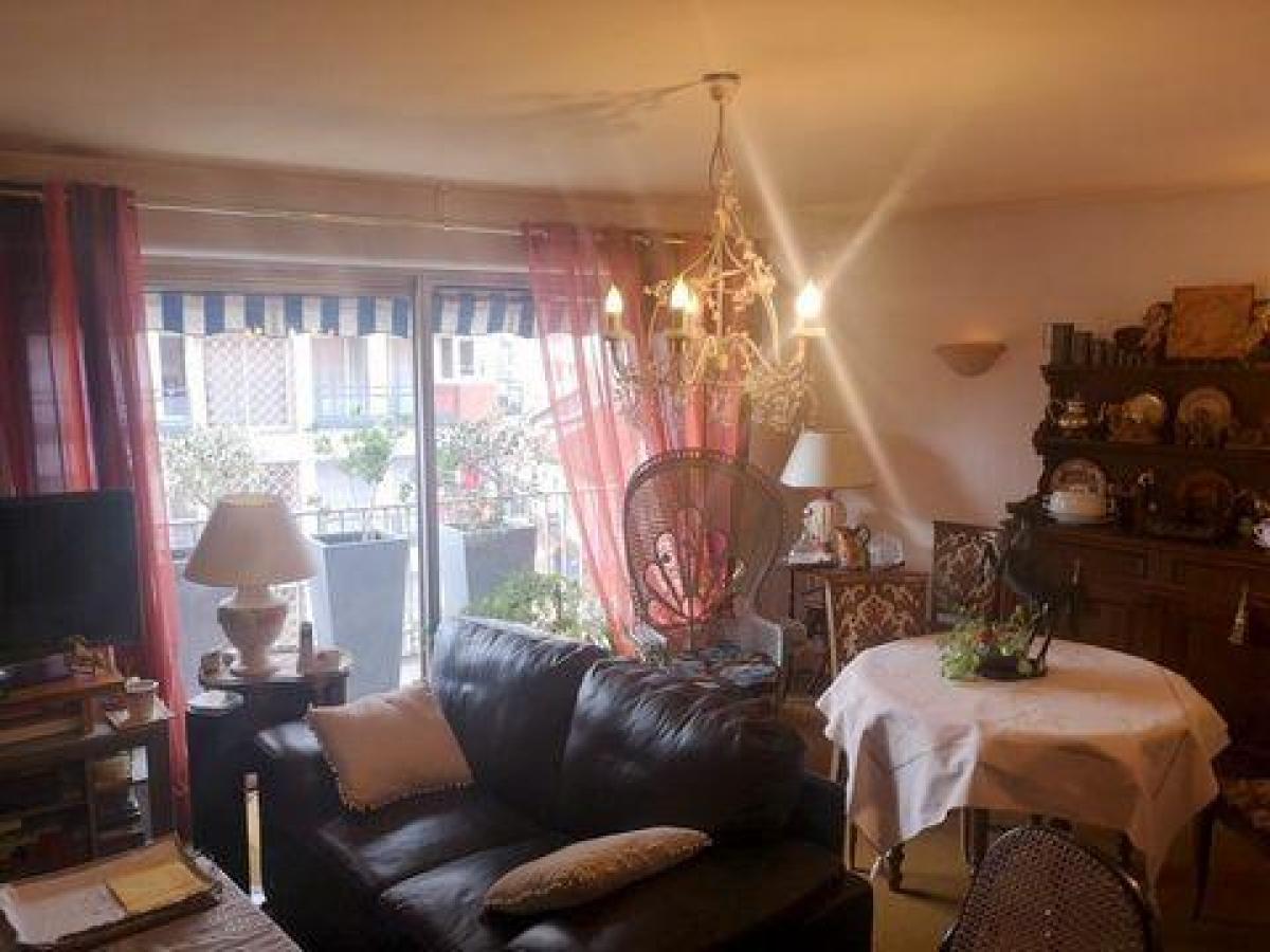 3 bedrooms Apartment in Tarbes, France No. 33127