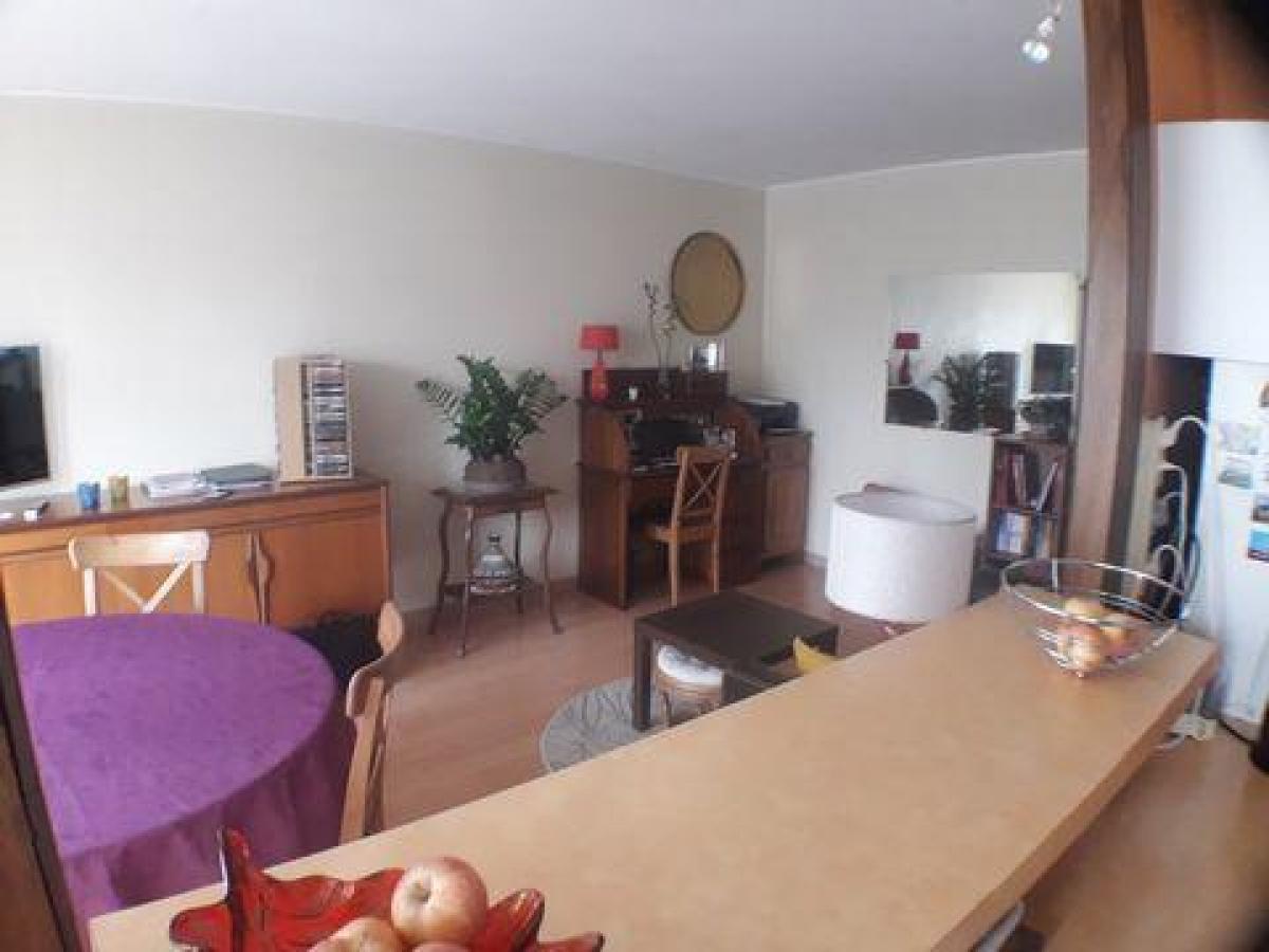 2 bedrooms Apartment in Dijon, France No. 12738