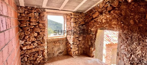 2 Schlafzimmer Haus in Cumeeira, Portugal, Nr. 165893 3