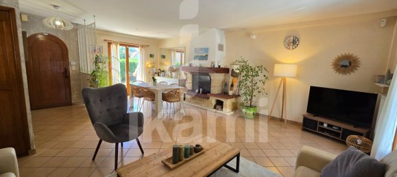 Дом с 3 спальнями в Шабри, Франция № 245174 10