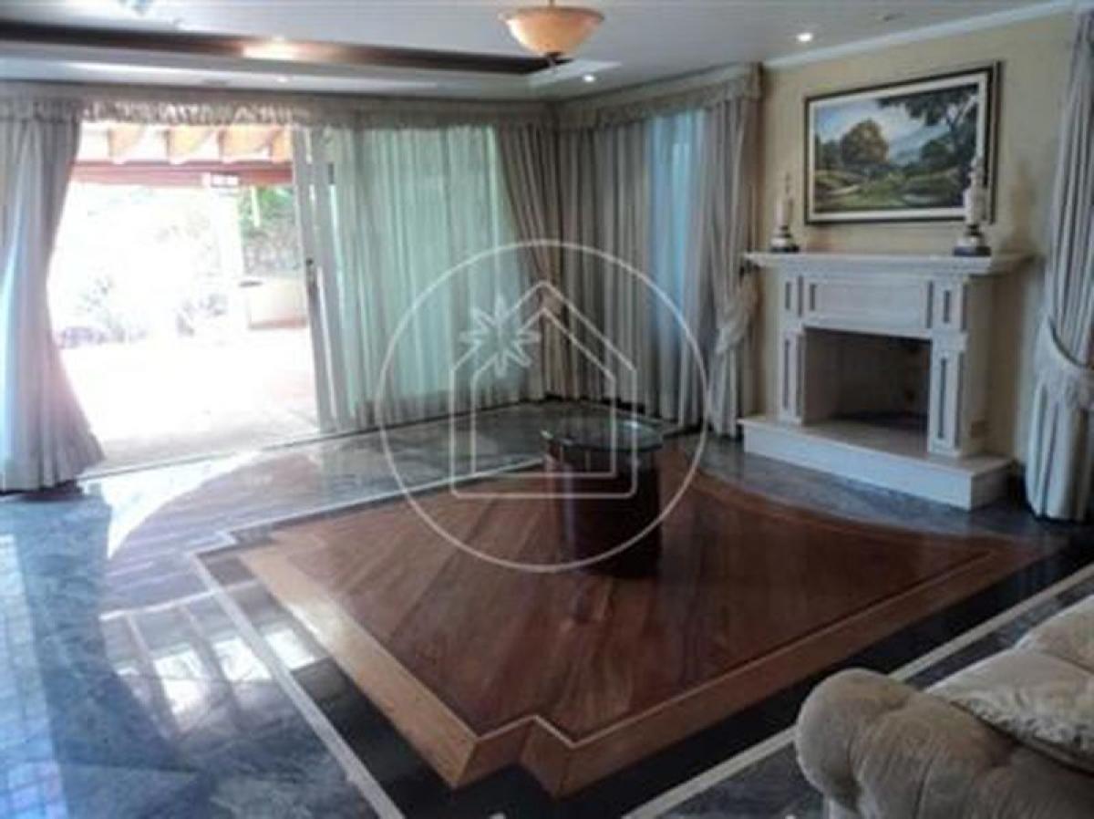 Дом с 4 спальнями в Сан-Паулу, Бразилия № 553059