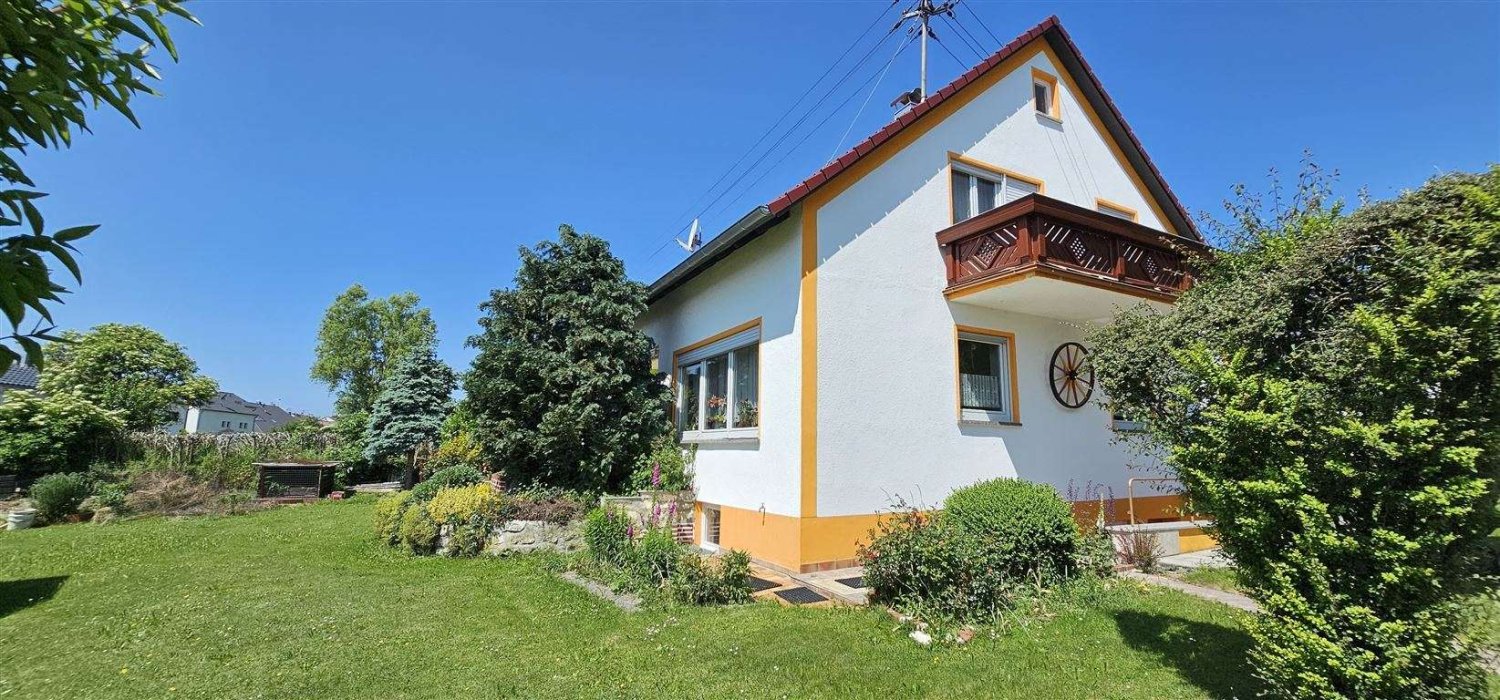 Adosado de 6 dormitorios en Heidenheim, Germany No. 238867