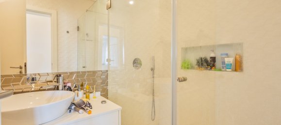 3 bedrooms Apartment in Lisbon, Portugal No. 113042 26