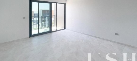 3 bedrooms Villa in Dubai Land, UAE No. 97937 3